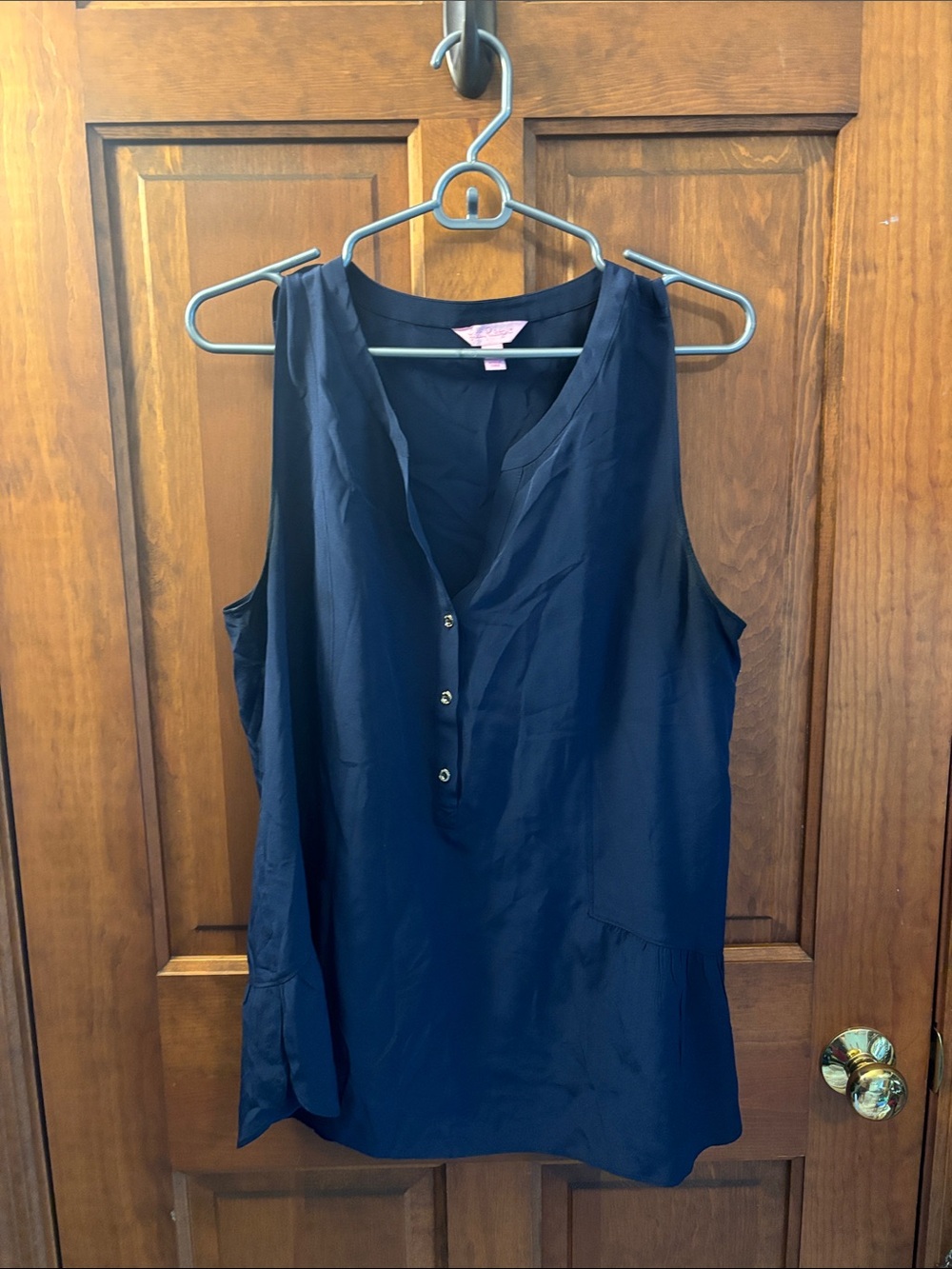 Lilly Pulitzer 100% Silk Navy Sleeveless V-Neck Camisole